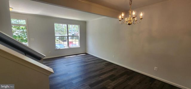 45512 LAKEMONT SQ, Sterling, VA 20165