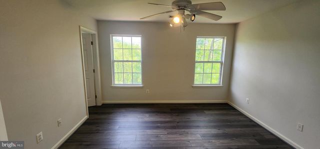 45512 LAKEMONT SQ, Sterling, VA 20165