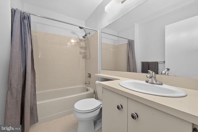 36 AZALEA CT, Lawrenceville, NJ 08648