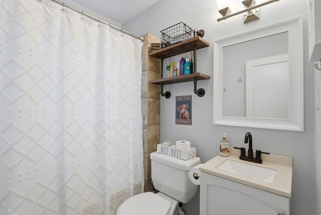 5018 N STEVENS St, Spokane, WA 99205