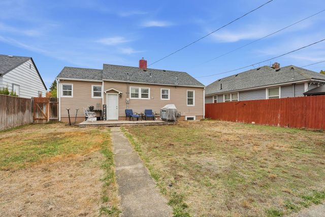 5018 N STEVENS St, Spokane, WA 99205