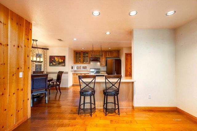 25262 Deer Path Road, Idyllwild, CA 92549