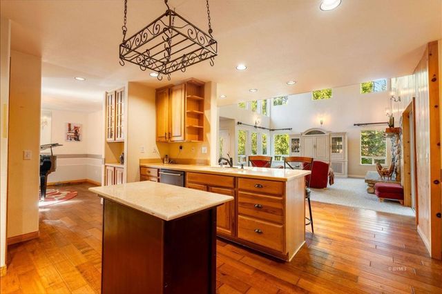 25262 Deer Path Road, Idyllwild, CA 92549