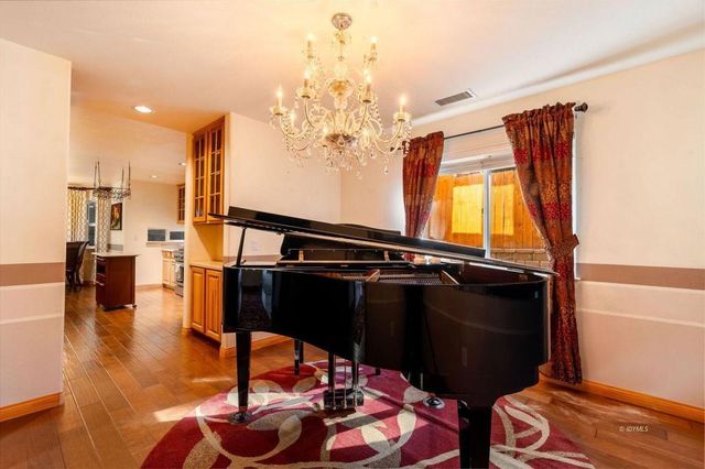 25262 Deer Path Road, Idyllwild, CA 92549