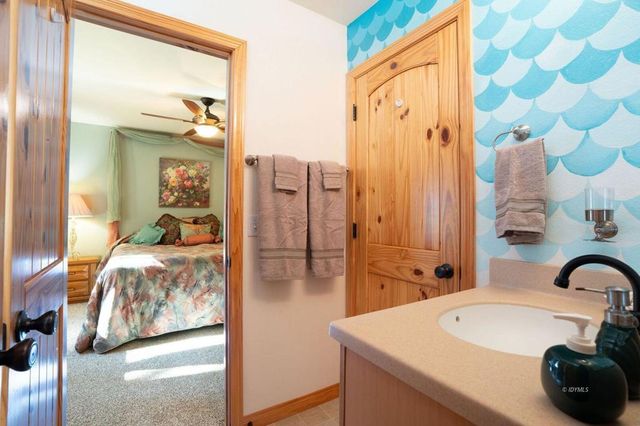 25262 Deer Path Road, Idyllwild, CA 92549