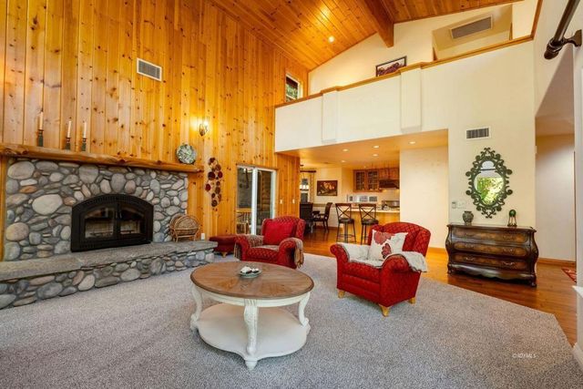 25262 Deer Path Road, Idyllwild, CA 92549