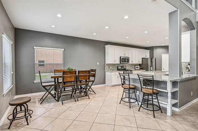 1915 Blue Quail Drive, Friendswood, TX 77546