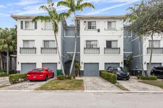 1425 NW 36TH Way, Lauderhill, FL 33311