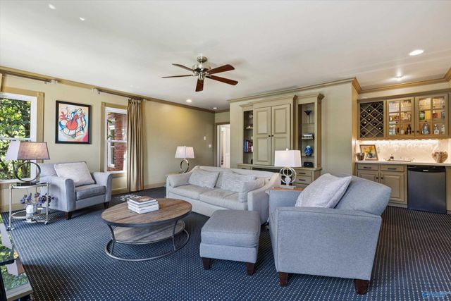 2901 Honors Row SE, Owens Cross Roads, AL 35763