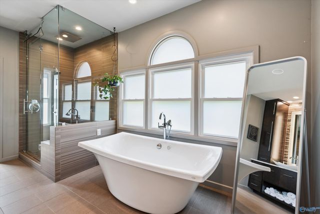 2901 Honors Row SE, Owens Cross Roads, AL 35763