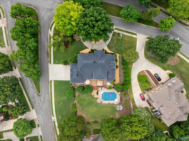 2901 Honors Row SE, Owens Cross Roads, AL 35763