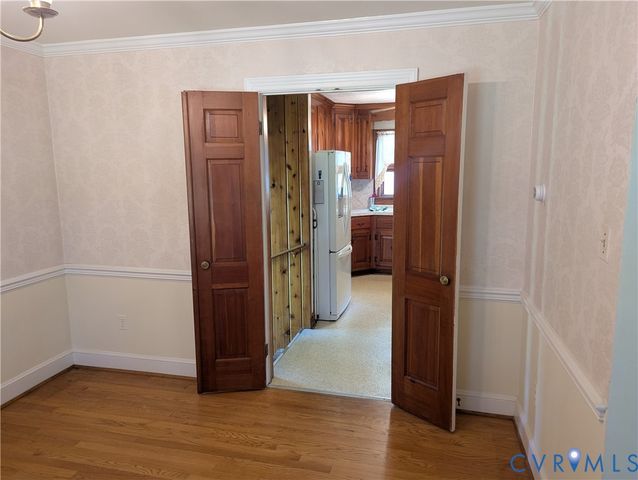 10409 Old Courtney Rd, Glen Allen, VA 23060