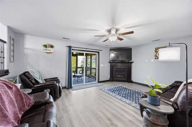 512 Jackson Street, Tiffin, IA 52340
