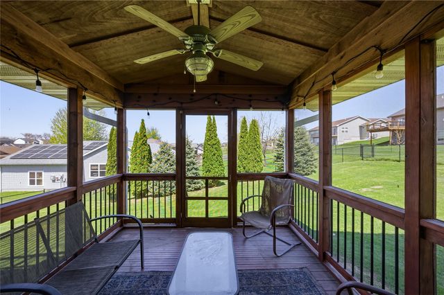 512 Jackson Street, Tiffin, IA 52340