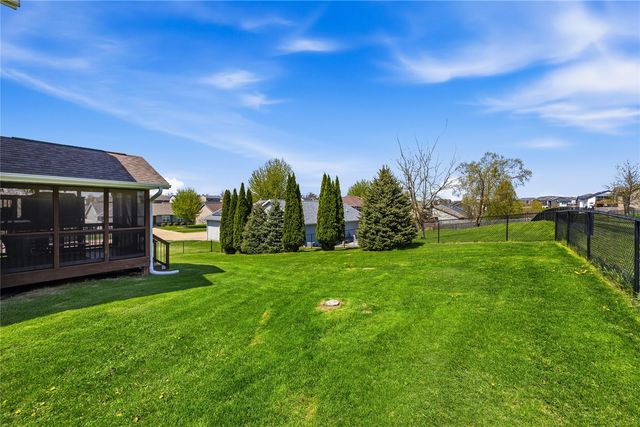 512 Jackson Street, Tiffin, IA 52340