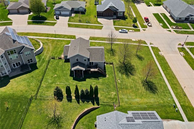 512 Jackson Street, Tiffin, IA 52340