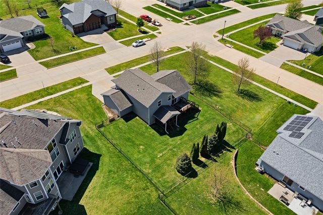 512 Jackson Street, Tiffin, IA 52340