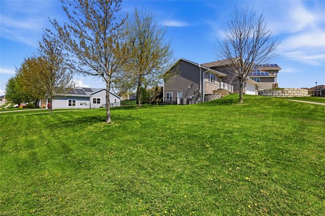512 Jackson Street, Tiffin, IA 52340