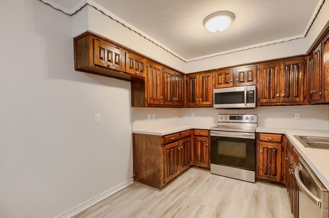 937 Birchwood Drive, Lancaster, TX 75146