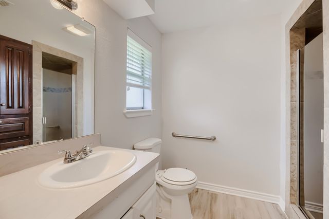937 Birchwood Drive, Lancaster, TX 75146