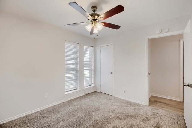 937 Birchwood Drive, Lancaster, TX 75146