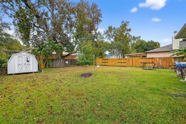 237 Mesa View, Conroe, TX 77316