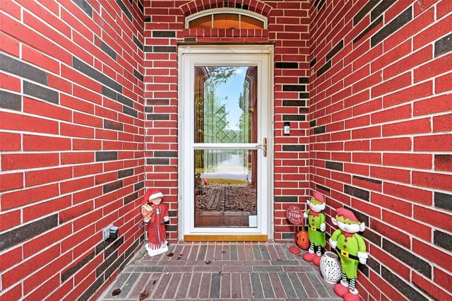 237 Mesa View, Conroe, TX 77316