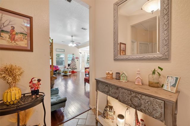 237 Mesa View, Conroe, TX 77316