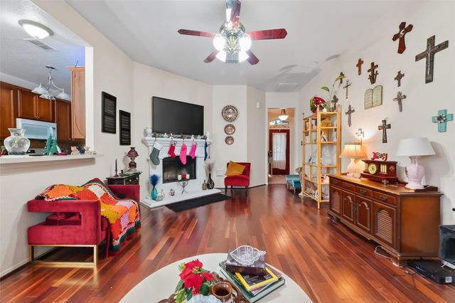 237 Mesa View, Conroe, TX 77316