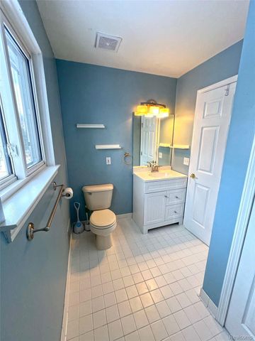 47546 Belmont Drive, Van Buren Charter Township, MI 48111