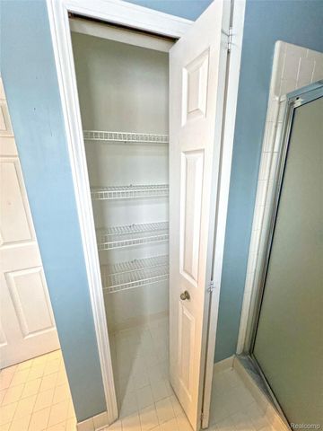 47546 Belmont Drive, Van Buren Charter Township, MI 48111