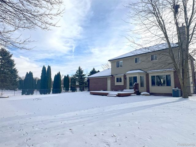 47546 Belmont Drive, Van Buren Charter Township, MI 48111