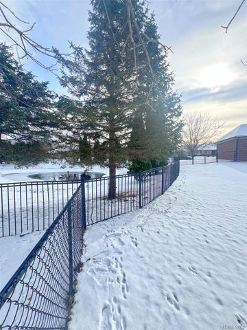 47546 Belmont Drive, Van Buren Charter Township, MI 48111