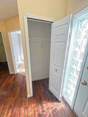 47546 Belmont Drive, Van Buren Charter Township, MI 48111