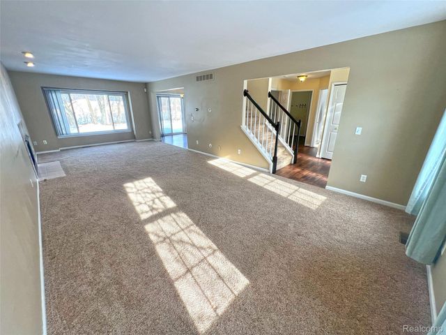 47546 Belmont Drive, Van Buren Charter Township, MI 48111