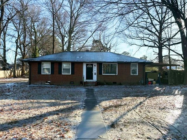 64 Saunders RD, Newport News, VA 23601