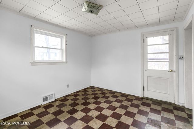 1 Riverview Avenue, Rumson, NJ 07760