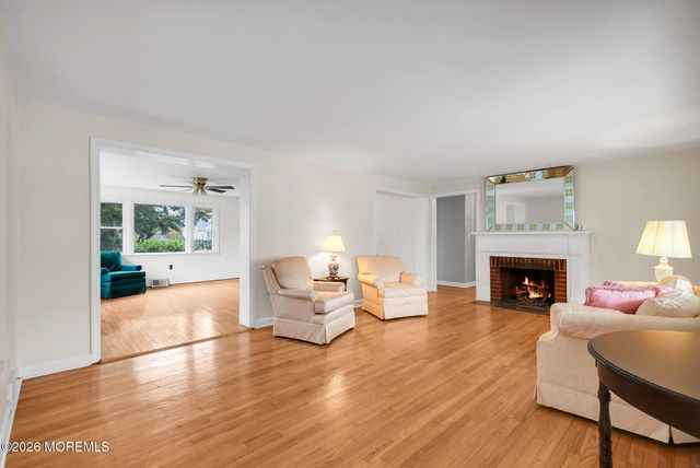 1 Riverview Avenue, Rumson, NJ 07760