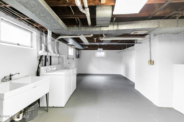 1 Riverview Avenue, Rumson, NJ 07760