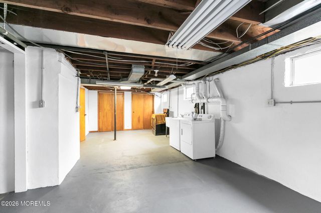 1 Riverview Avenue, Rumson, NJ 07760