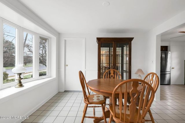 1 Riverview Avenue, Rumson, NJ 07760