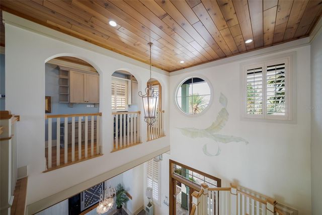 522 BAYVIEW DRIVE, Bradenton Beach, FL 34217