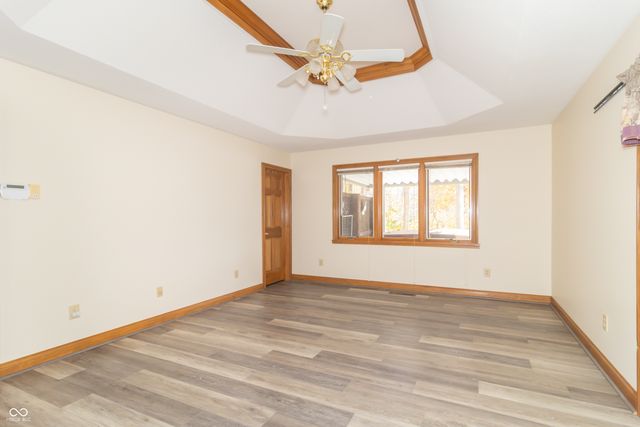 4053 S Village Row, New Palestine, IN 46163