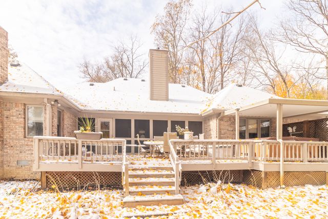 4053 S Village Row, New Palestine, IN 46163