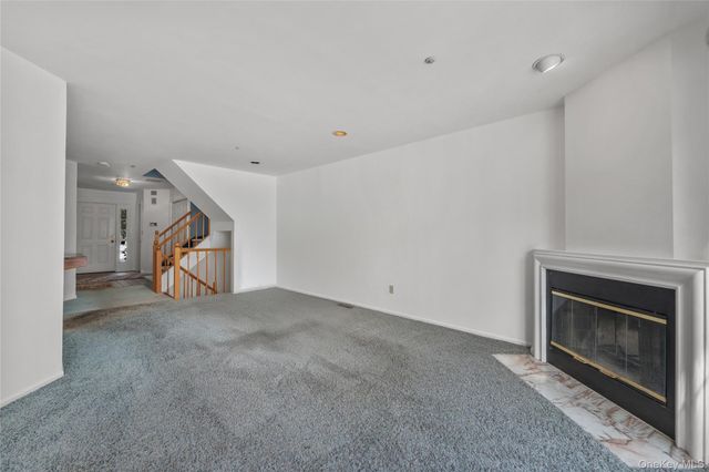 302 Pondside Drive, White Plains, NY 10607