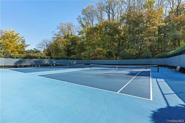 302 Pondside Drive, White Plains, NY 10607