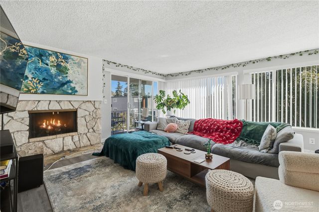 3600 25th Avenue W, Seattle, WA 98199
