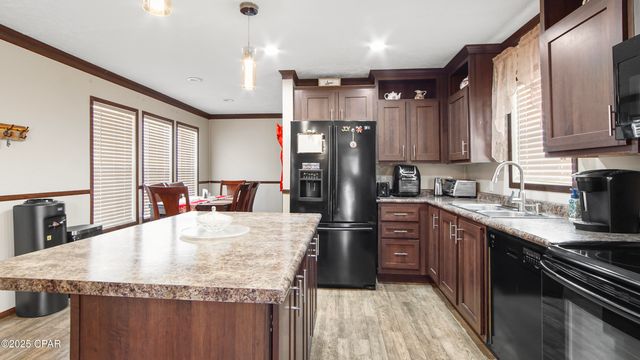 12103 Edgewood Road, Fountain, FL 32438