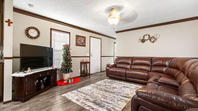 12103 Edgewood Road, Fountain, FL 32438