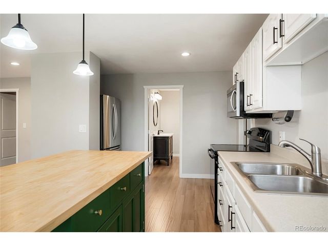 17193 Opal Hill Dr, Parker, CO 80134